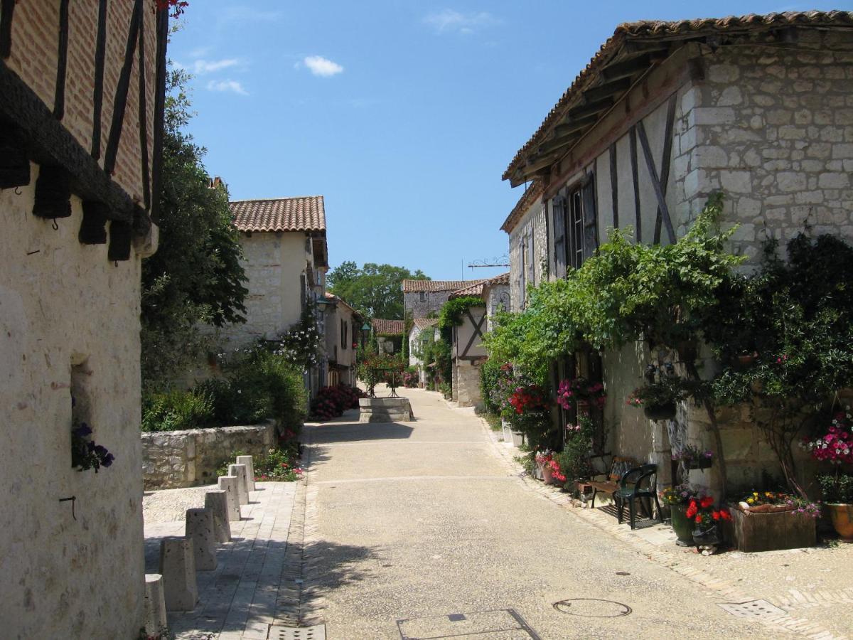Bordo Basso Laugnac Exterior photo